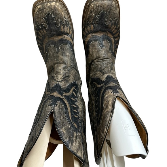 Stylish Brown and Black Cowboy Boots main image 9